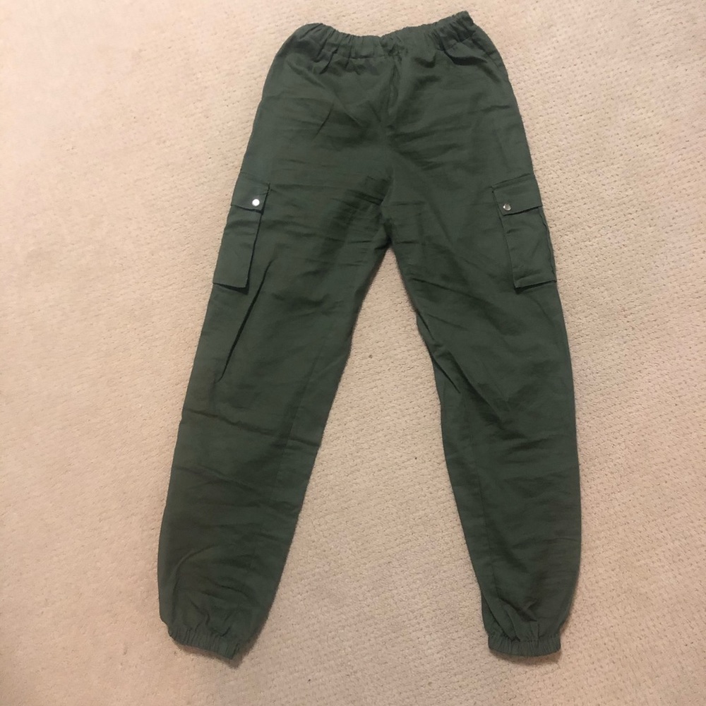 Pretty Little Thing Dark Green Cargo Jogger Pants
